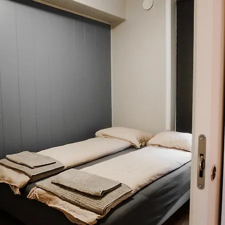 Modern & Cozy In The Heart Of 公寓