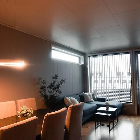 Modern & Cozy In The Heart Of